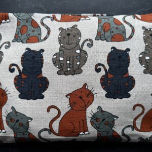 Pagalvėlė 30×20 cm katinai spalvoti